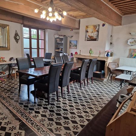 Le Relais Des Dames Bed & Breakfast Neuville-sur-Saone Exterior photo